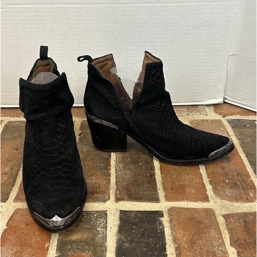 Jeffrey Campbell Cromwell Black Suede Boots Ankle Pointed Toe Western Women's‎ 8